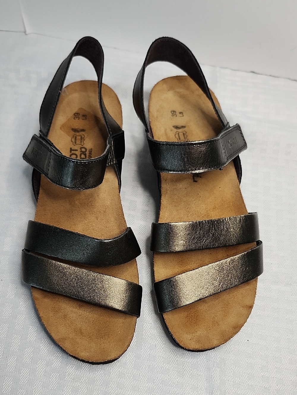 Naot Leather Metallic Slingback Sandals NEW